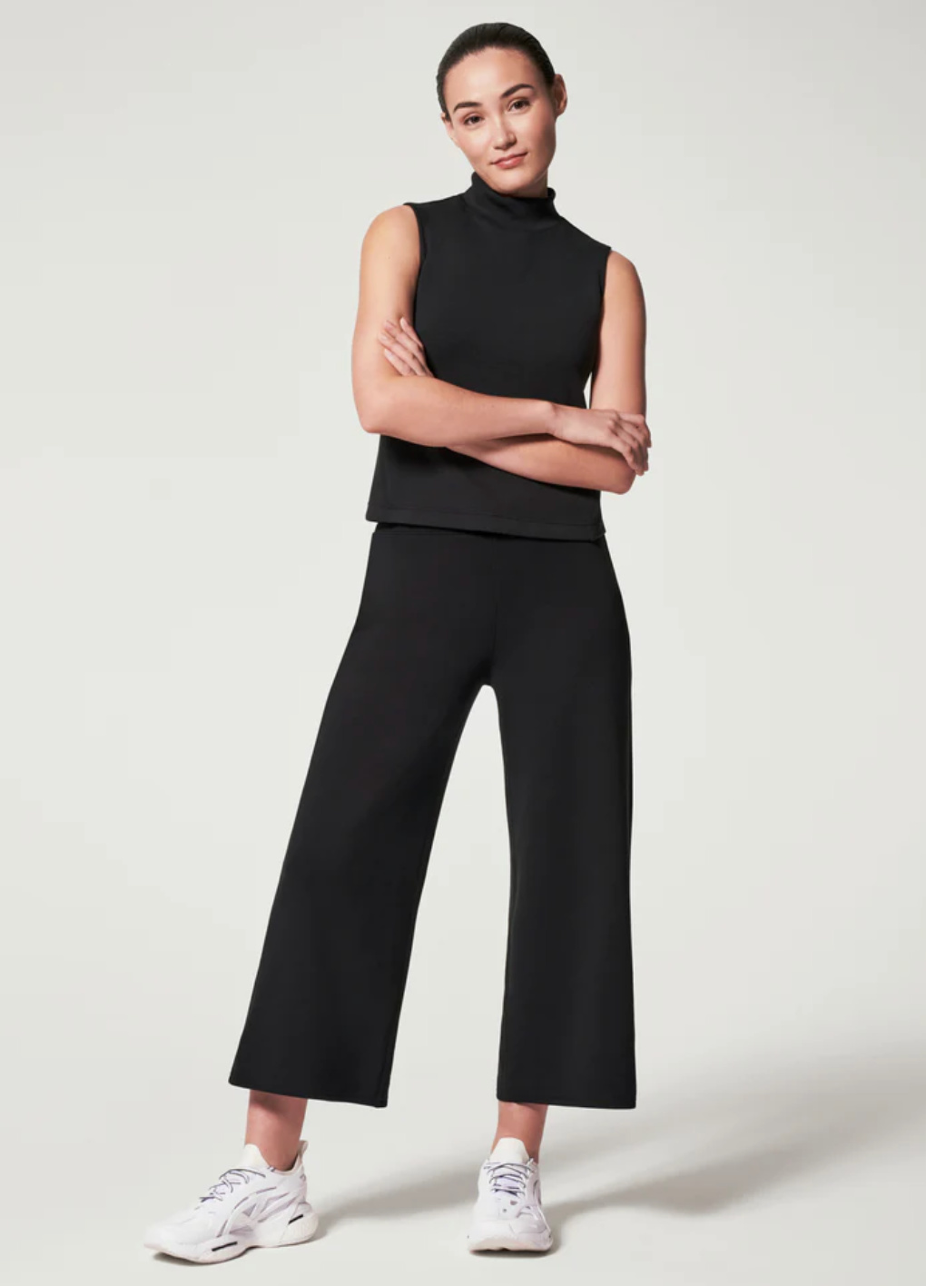 These Women's Cropped Pants Get Rave Reviews from Travelers